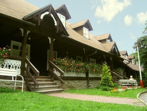 Hotel �VAJ�IARSK� DOM�EKY